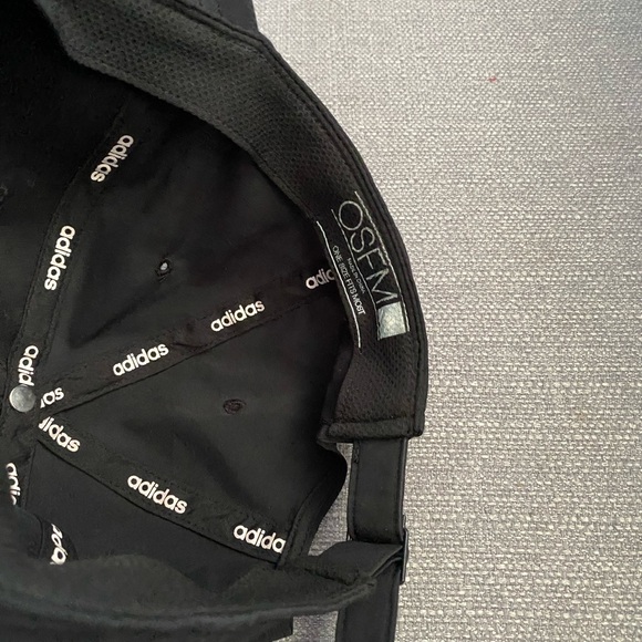 Adidas running cap - Picture 2 of 2